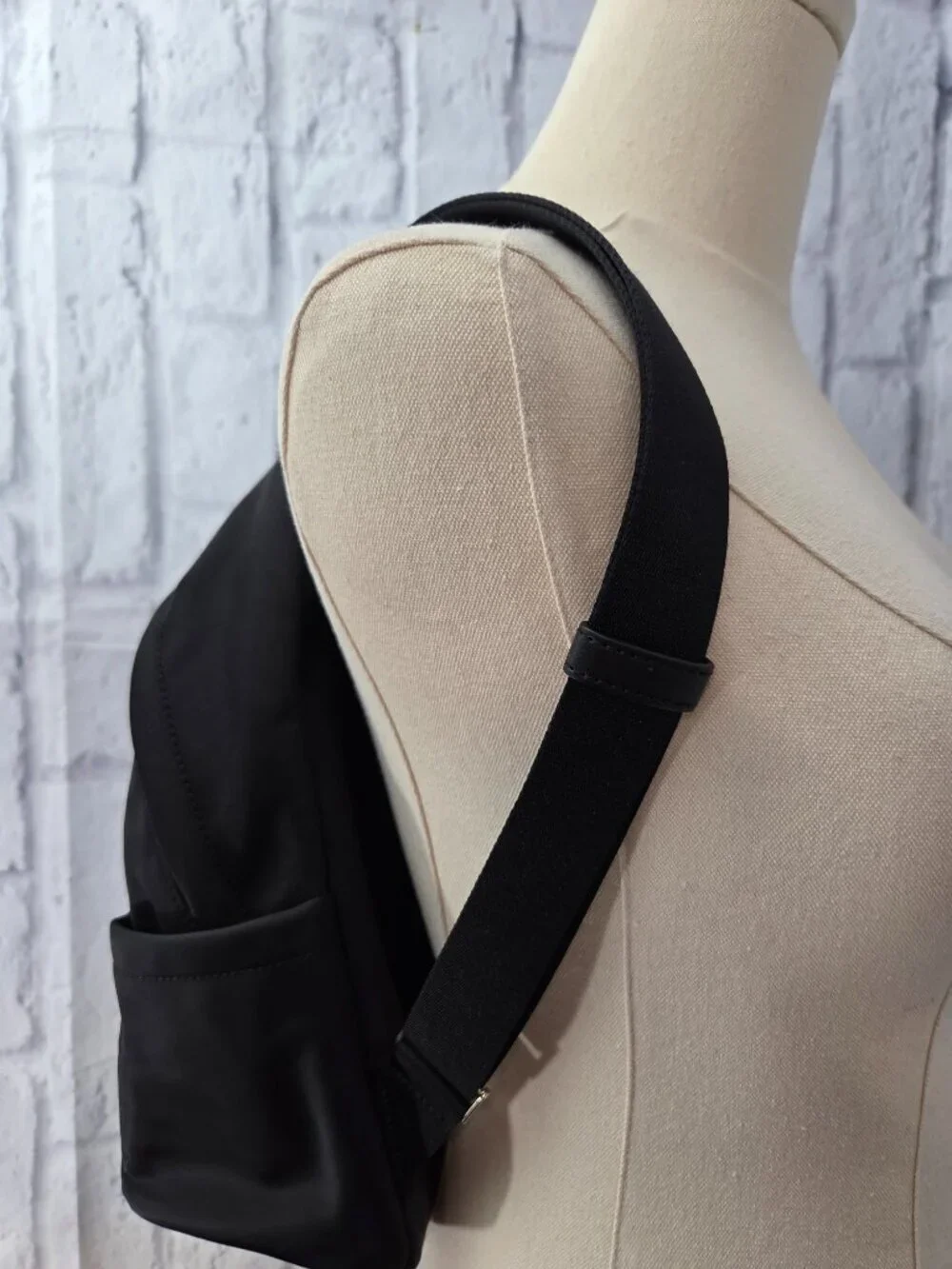 Kate Spade Black Chelsea Medium Nylon Backpack Adjustable Straps Zip Pockets